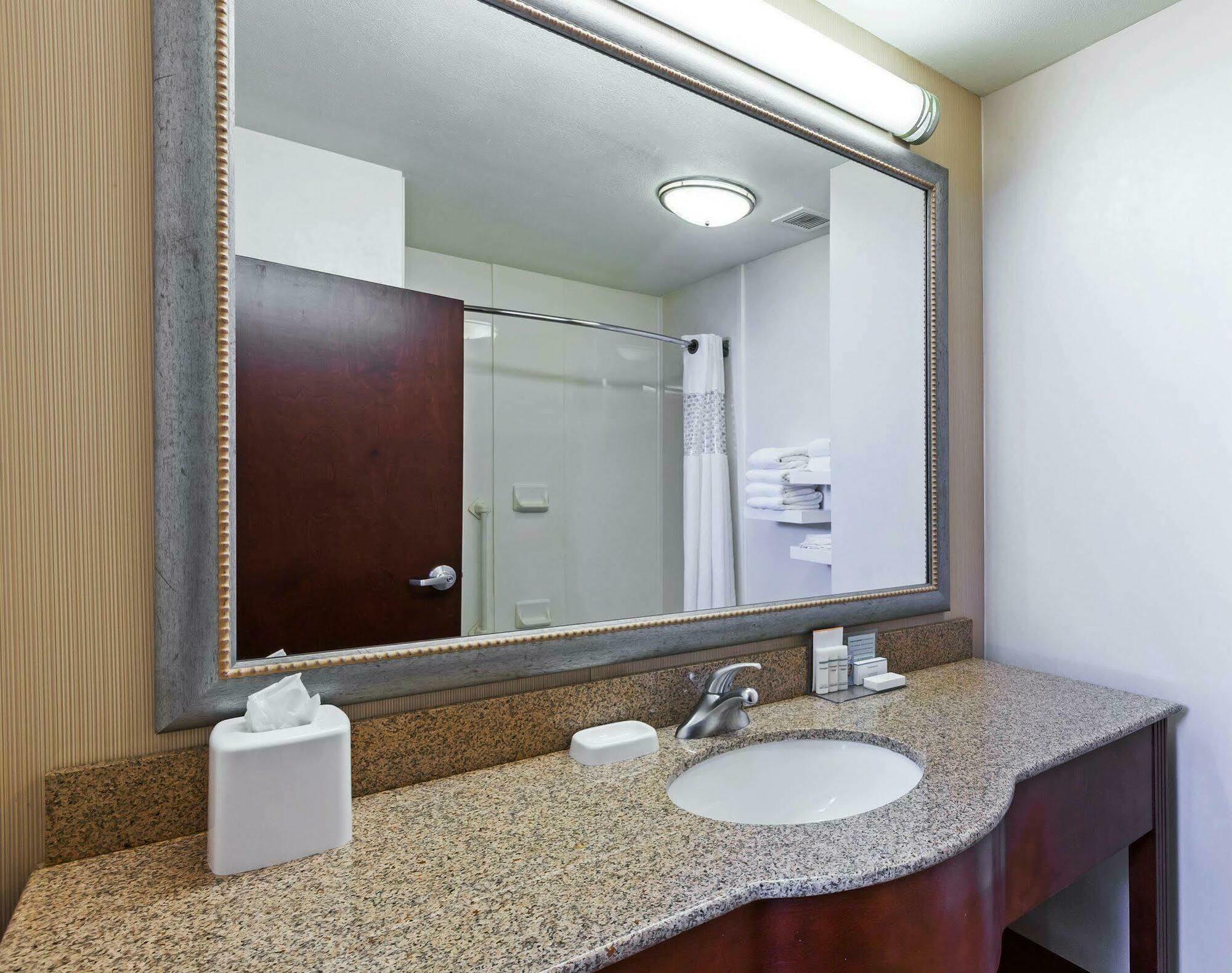 Hampton Inn Oklahoma City-Northwest Экстерьер фото